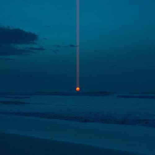  رئیس اینم یه عکس از خونواده ام من نون آورشم بیا دفتر آخر وقت